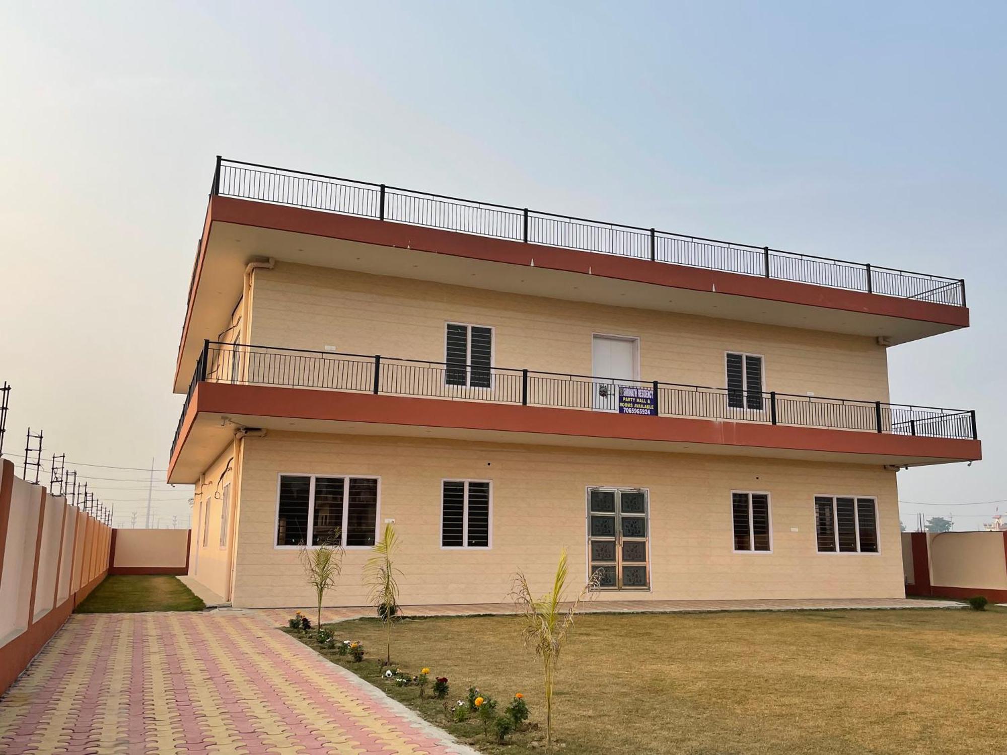 Shrinath Residency Hotel Greater Noida Ngoại thất bức ảnh